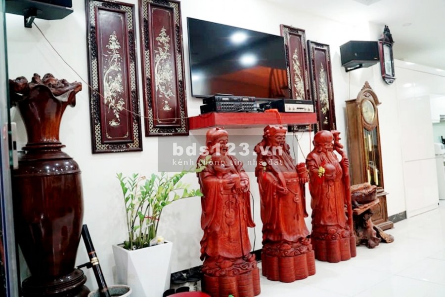 Chính chủ bán nhà riêng Khâm Thiên, Đống Đa diện tích 66m2 x 5 tầng, MT rộng 4,6m 6PN