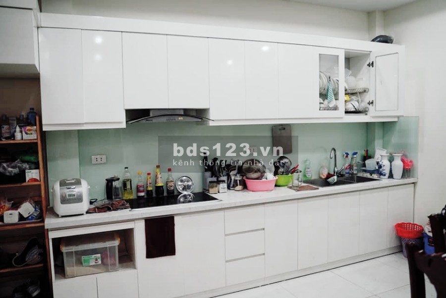 Chính chủ bán nhà riêng Khâm Thiên, Đống Đa diện tích 66m2 x 5 tầng, MT rộng 4,6m 6PN