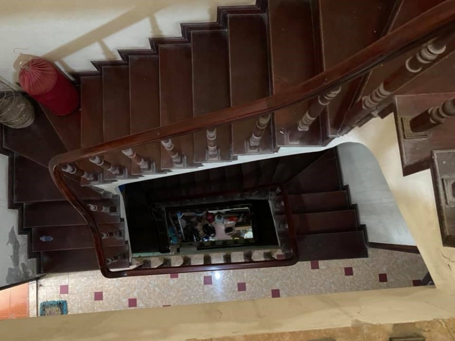 Siêu Hiếm: Diện Tích 100m2, Mặt tiền 8m, gara ô tô, kinh doanh sầm uất, nán nhà ĐỊnh Công, giá 8 tỷ