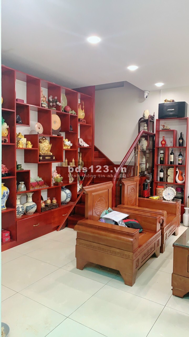 Bán nhà phố An Ninh, ph Quang Trung, TP HD, 2 tầng, mt hơn 6m, 2 ngủ, ngõ to, 1 tỷ 750