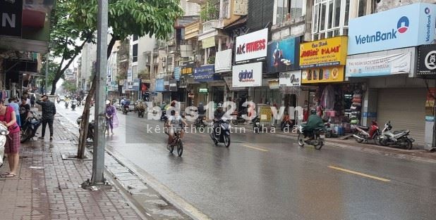 Nhà Phố Bạch Mai, lô góc, ô tô, kinh doanh sầm uất, giá chỉ nhỉnh 4 Tỷ, mặt tiền lớn