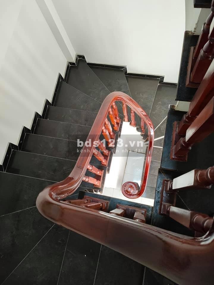 Bán Nhà Đẹp Phố Phương Liệt lô bóc 20m ra phố dt 52m2, 5 tầng, giá bán 5 tỷ 8.