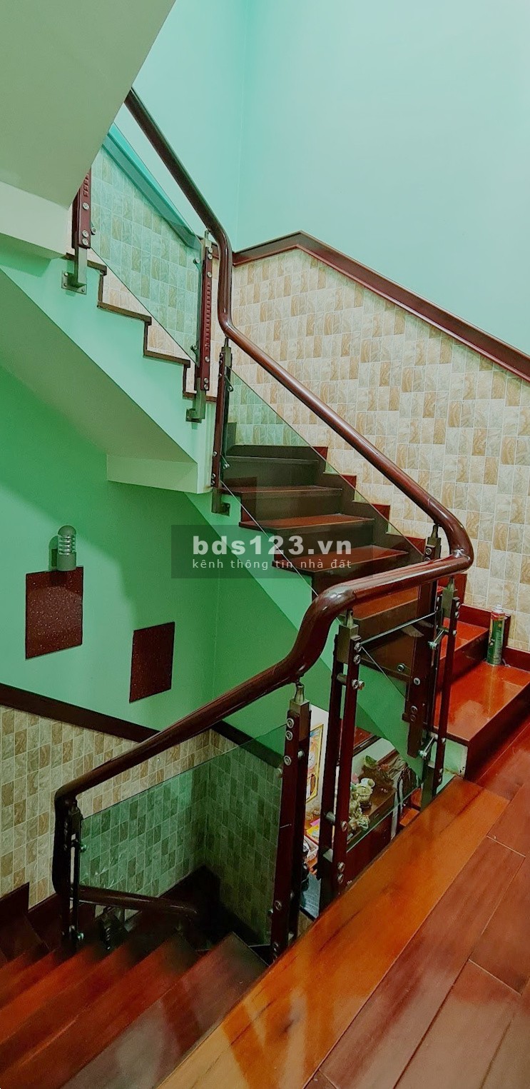 Bán Nhà HXT Hương Lộ 2, dt 80m2, 3 Lầu Nội Thất Cao Cấp, giá chỉ 6.75 Tỷ TL, 0971243100