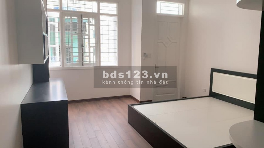 Nhà mới Phạm Văn Đồng, ở kinh doanh đỉnh, dt 47m2, mặt tiền 4.7m, giá nhỉnh 5 tỷ