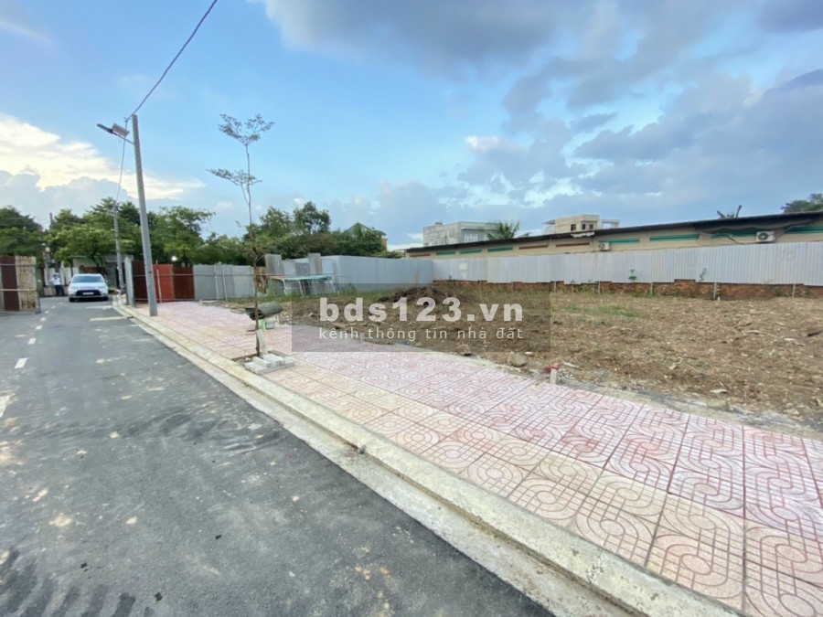 Bán đất cổng sau KCN Amata Biên Hòa đường Điều Xiển sổ riêng thổ cư giá 880tr/100m2