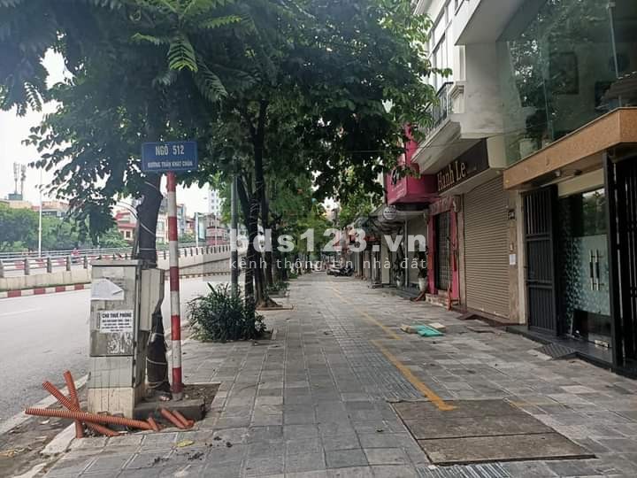 Bán đất tặng nhà 2 tầng trần khát chân thông phố Huế Hai Bà Trưng, lh 0986209188