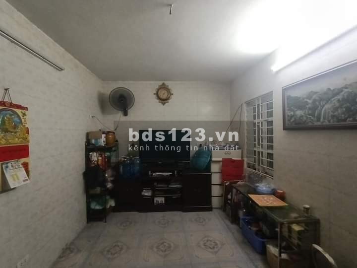Bán đất tặng nhà 2 tầng trần khát chân thông phố Huế Hai Bà Trưng, lh 0986209188