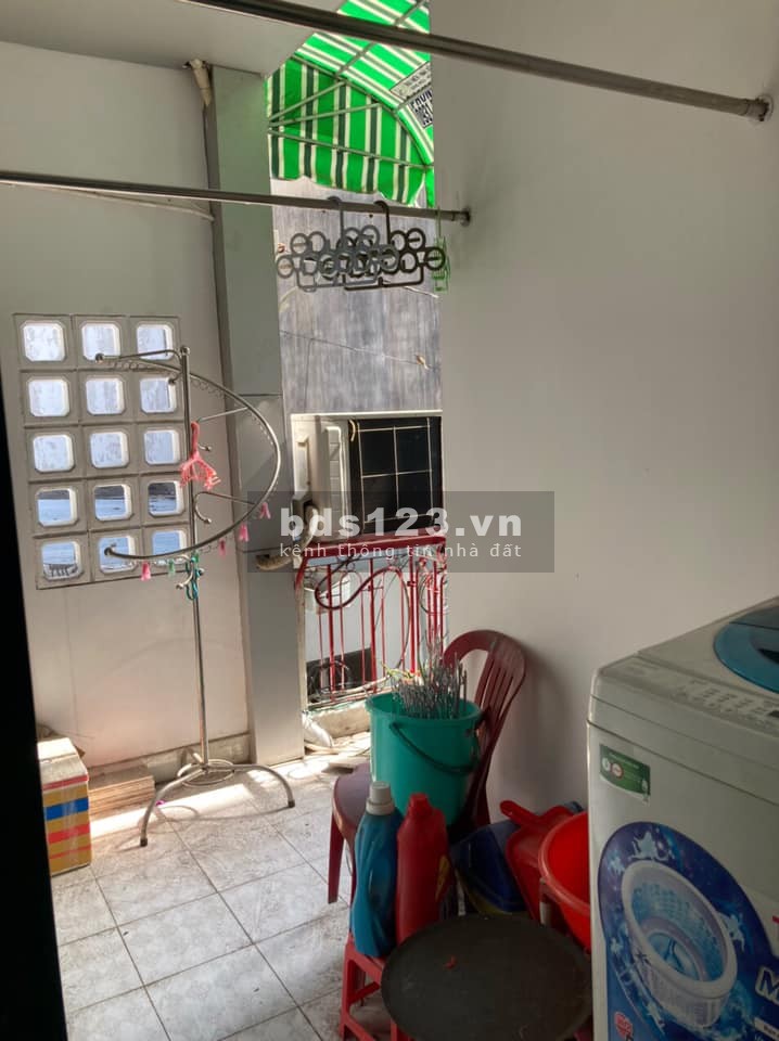 Phú Nhuận phường 7, Nguyễn Lâm, dt 34m2, 3 tầng, giá 3.95 tỷ,…