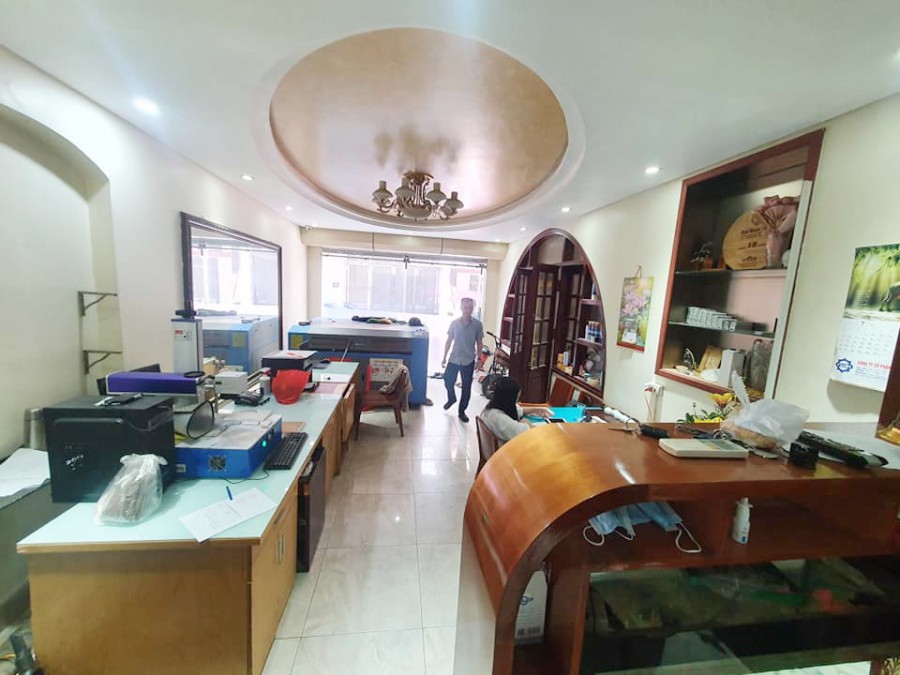 Bán nhà Nguyễn Trãi ngã tư sở 85m2x4T, lô góc, MT 12m ô tô, kinh doanh chỉ 15 tỷ