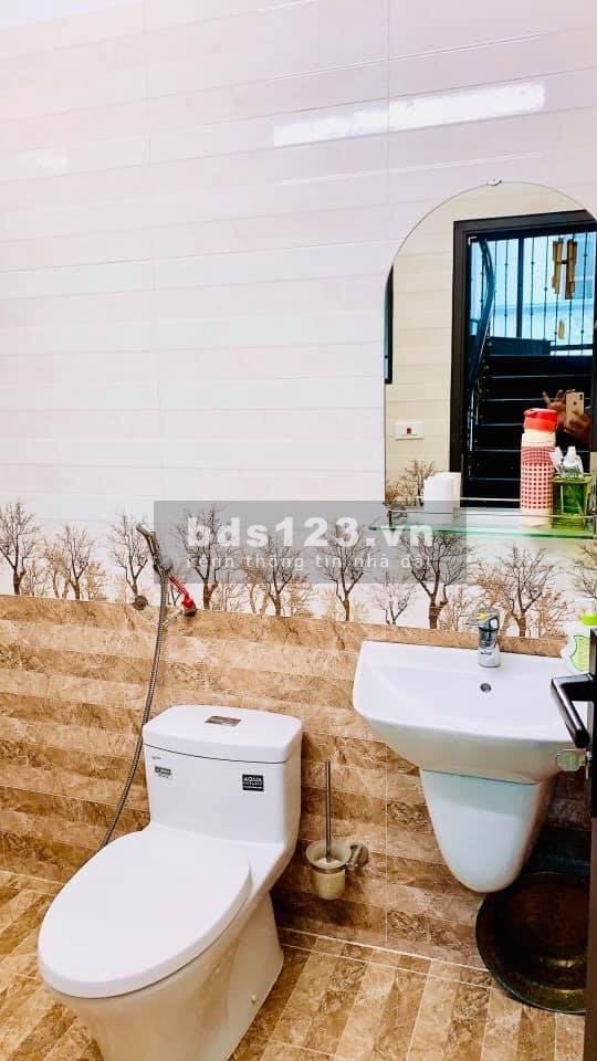 Bán nhà phố Thị Cấm ngõ ô tô khu dân trí cao an sinh đỉnh, sổ chính chủ pháp lí chính chủ