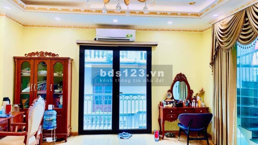 Bán nhà phố Thị Cấm ngõ ô tô khu dân trí cao an sinh đỉnh, sổ chính chủ pháp lí chính chủ
