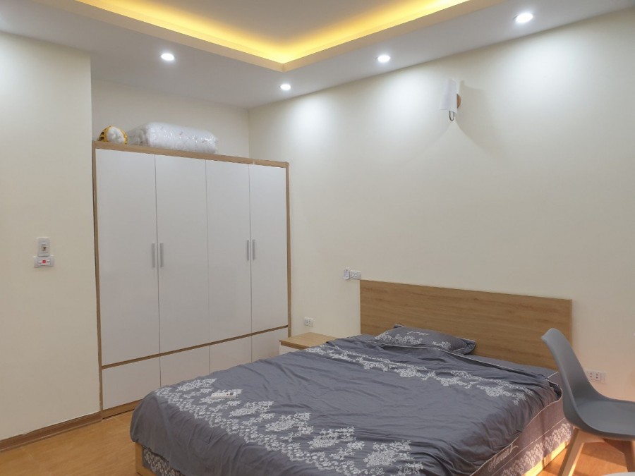 Bán căn 3 tầng đã hoàn thiện sát bên Ninh Hiệp, có đường nội bộ sau nhà 6m