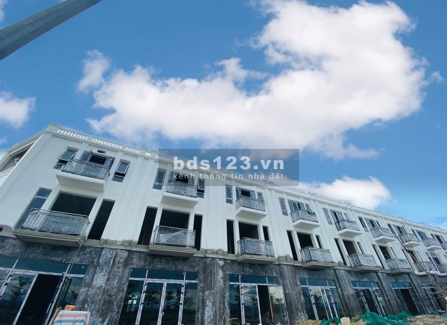 Nhà 2 mặt tiền Võ Nguyên Giáp dự án Royal Park chỉ một căn duy nhất, giá hấp dẫn 6.3 tỷ