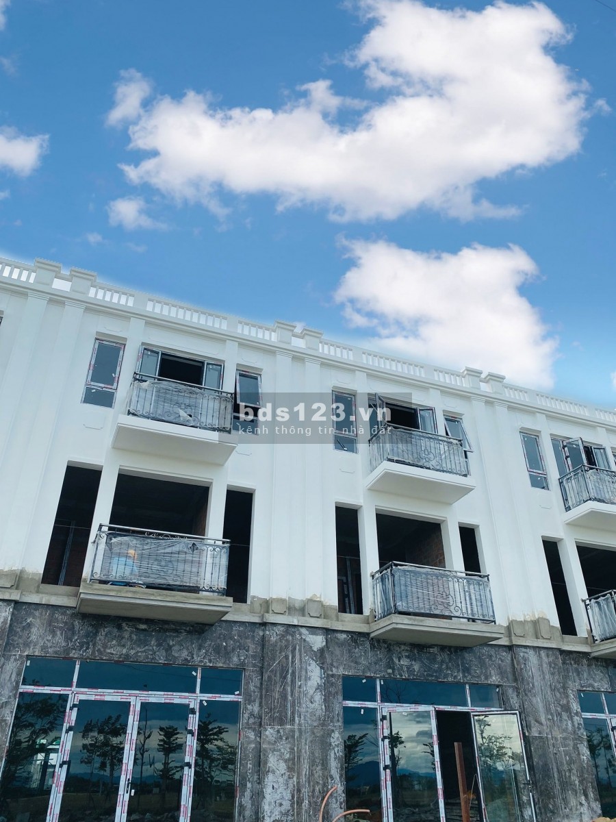 Nhà 2 mặt tiền Võ Nguyên Giáp dự án Royal Park chỉ một căn duy nhất, giá hấp dẫn 6.3 tỷ