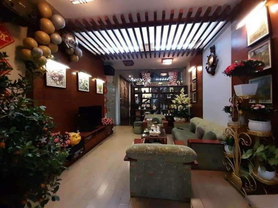Bán nhà phân lô khu vực Mỹ Đình Hà Nội, 5 tầng bê tông cốt thép, kiến trúc đẹp