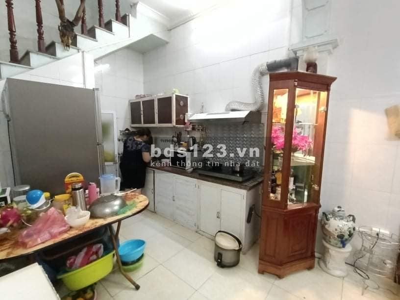 Hiếm Có Khó Tìm, 31m2 ,giá 2.1 tỷ Bán Nhà Ngõ Đẹp Tân Mai, Hoàng Mai.