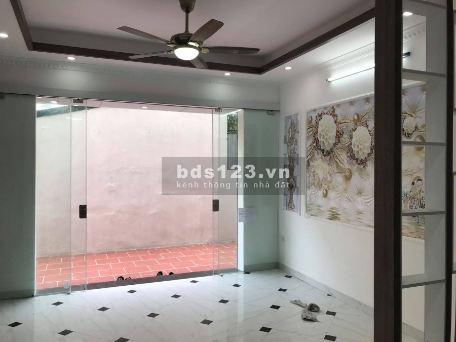 Bán Gấp Nhà Bắc Từ Liêm Chính Chủ giá 2.85 tỷ dt 36m2, Cực Hiếm, Ôtô Đỗ Cửa, Ở Ngay