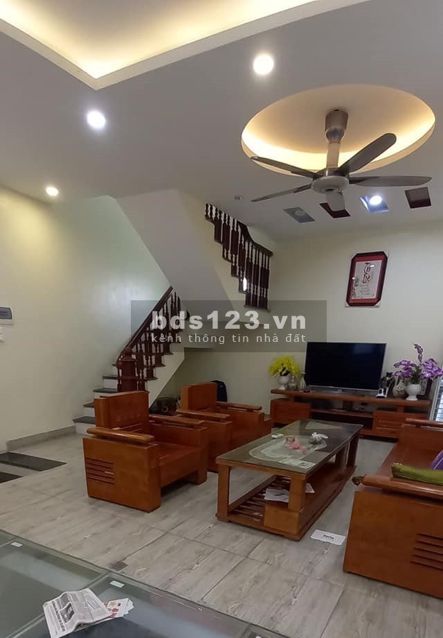 Bán loạt nhà full công năng ở ngay thích luôn, giá chỉ hơn 3 tỷ, Bát. Khối, Long Biên