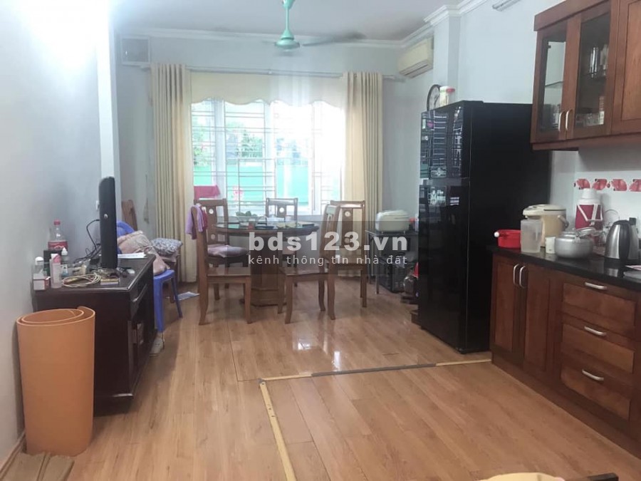 Nhà Trần Quốc Hoàn Cầu Giấy 7 tầng hầm, thang máy gara 2 mặt thoáng vĩnh viễn, kinh doanh