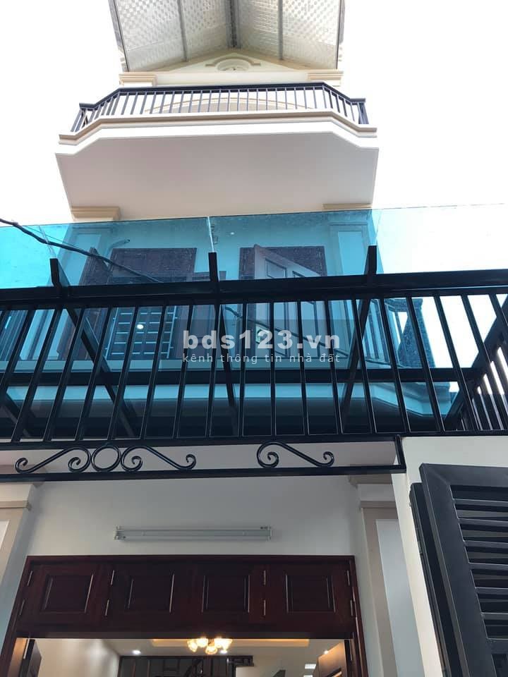 Bán loạt nhà full công năng ở ngay thích luôn, giá chỉ hơn 3 tỷ, Bát. Khối, Long Biên