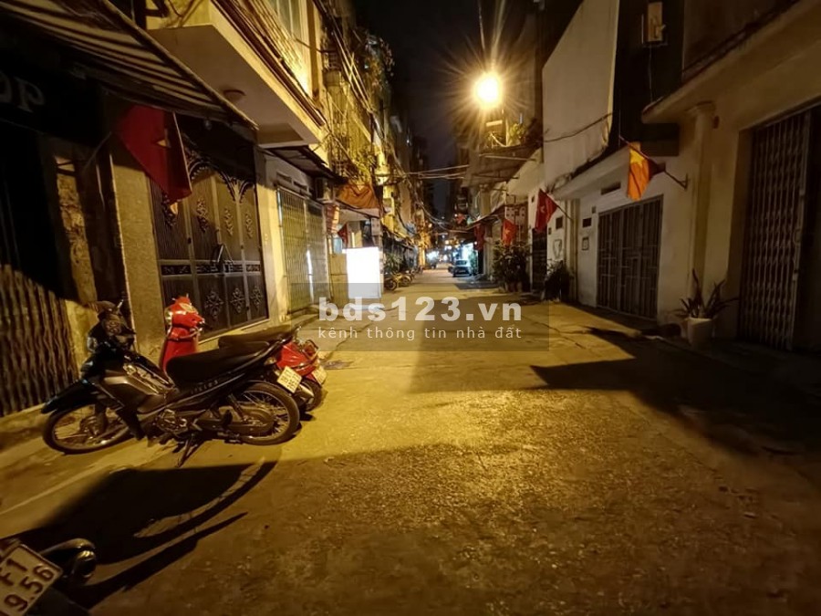 Người quen nhờ bán độc quyền 35m2 Tạ Quang Bửu oto đỗ kinh doanh đỉnh
