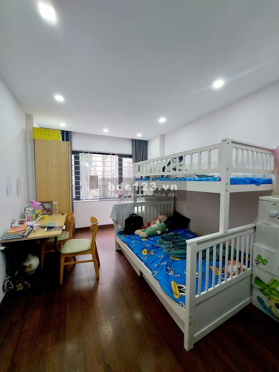 Người quen nhờ bán độc quyền 35m2 Tạ Quang Bửu oto đỗ kinh doanh đỉnh