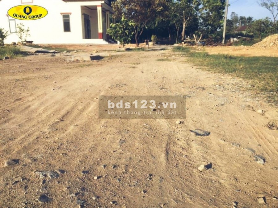 Chính chủ bán lô đất sau lưng ủy ban xã Cam Thủy, bao rộng, vị trí đẹp, sổ sẵn