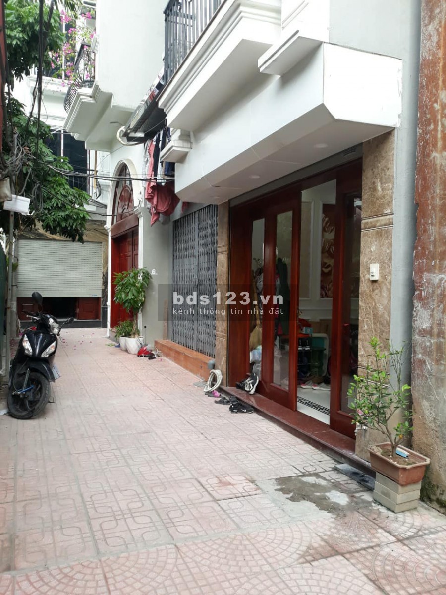 Chính chủ cần bán nhà nguyên căn sát Aeonmall Long Biên, giá thoả thuận chính chủ