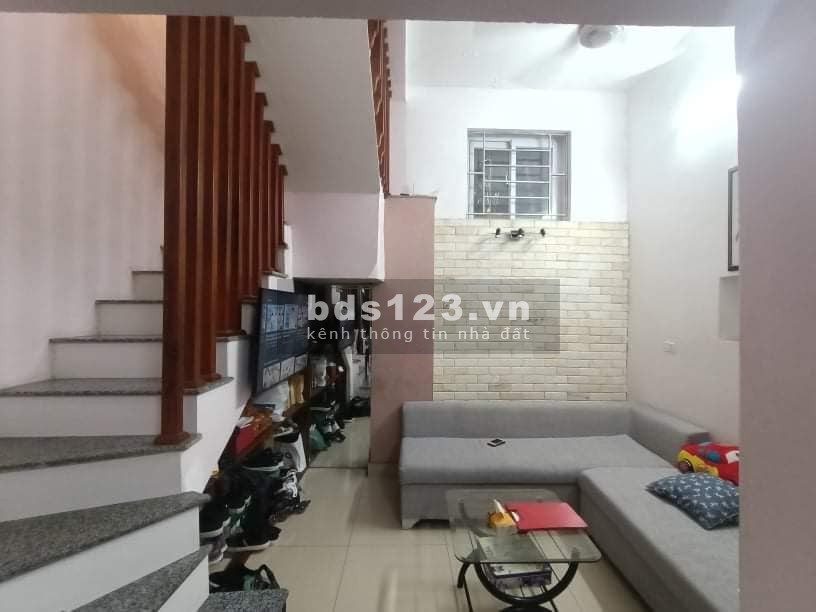 Bán nhà nguyên căn Vân Hồ 3, hàng xóm công viên Thống Nhất, giá bán 3.3 tỷ