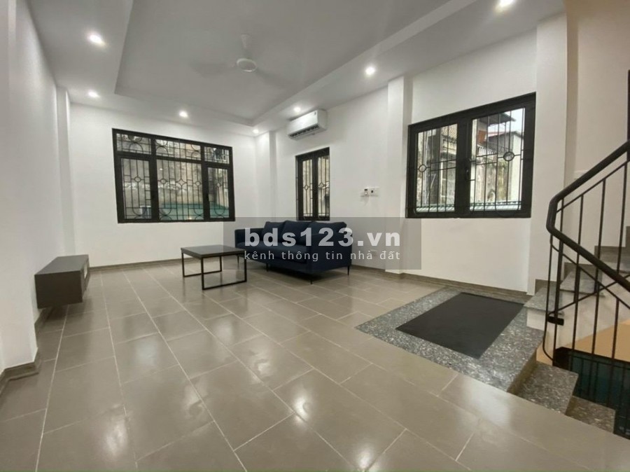Bán nhà Cực Hiếm-Đẹp long lanh-Lô góc-Mặt ngõ-Trong đê giá chỉ 4.6 tỷ.