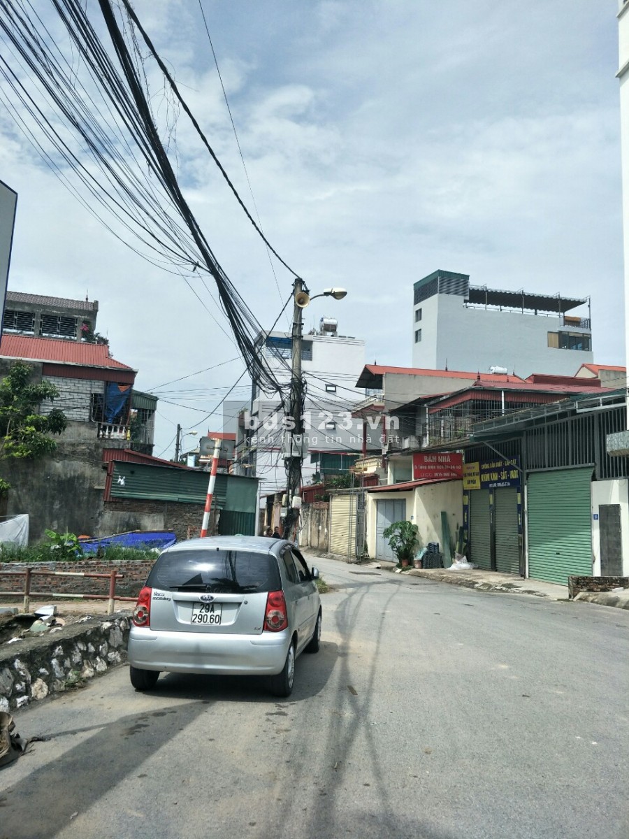 Bán đất mặt ngõ 68 Nguyễn Văn Linh - Thạch Bàn 2 Ôtô Tránh 75m2, 4.5m MT, giá 5.78 tỷ.