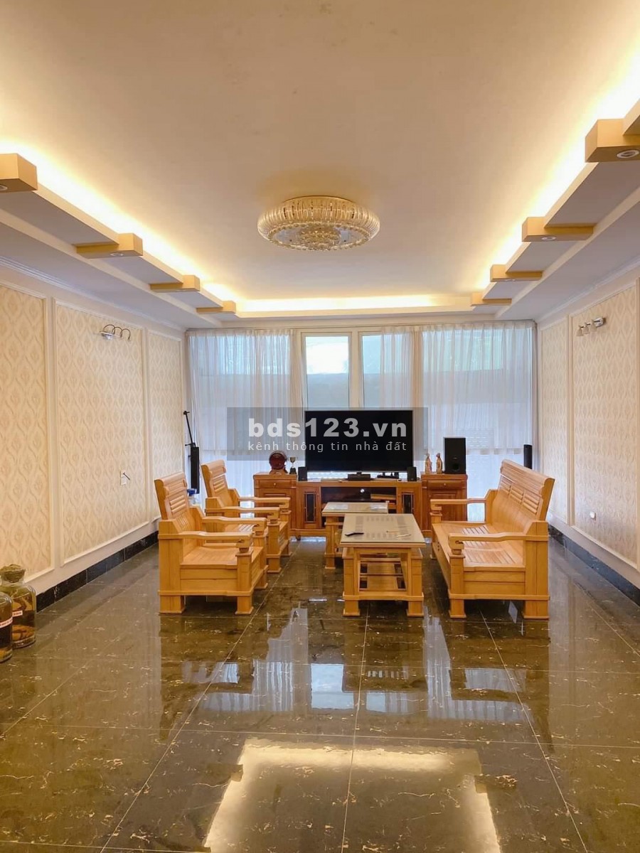 Bán Nhà Hoàng Mai diện tích sử dụng 45m2, đúc kiên cố 5 tầng, giá bán 4.5 tỷ
