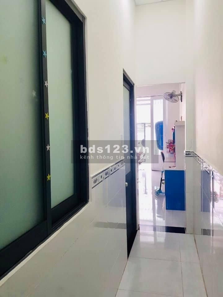 Bán nhà mới ở ngay HXH Thống Nhất, P10, 3PN lớn, dt 108m2, giá 6.5 tỷ