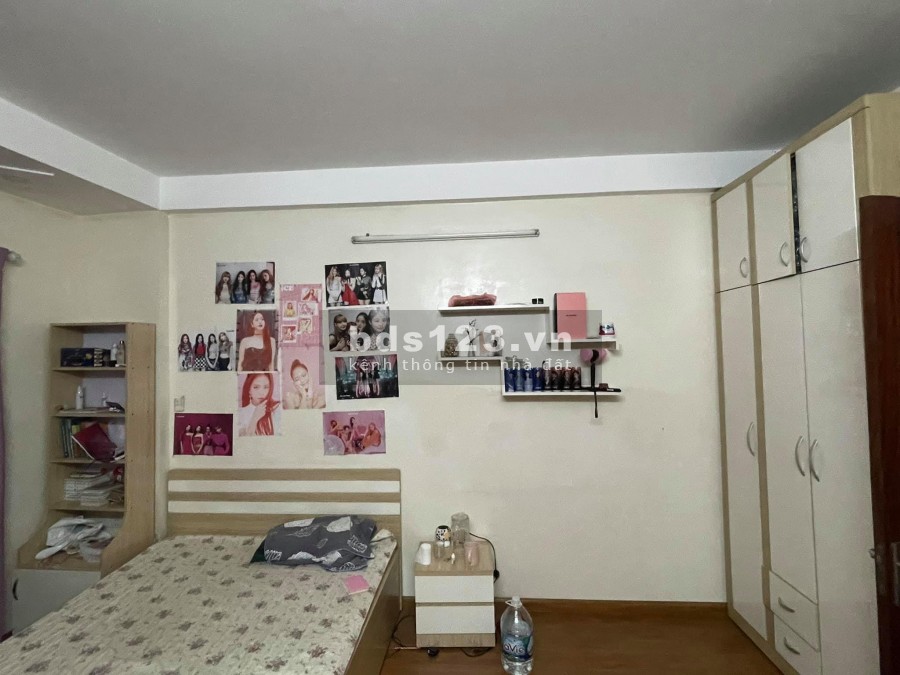 Cần tiền bán gấp nhà cách phố Mỹ Đình 30m, dtsd 35.5m2, 4 ngủ, giá hơn 2 tỷ