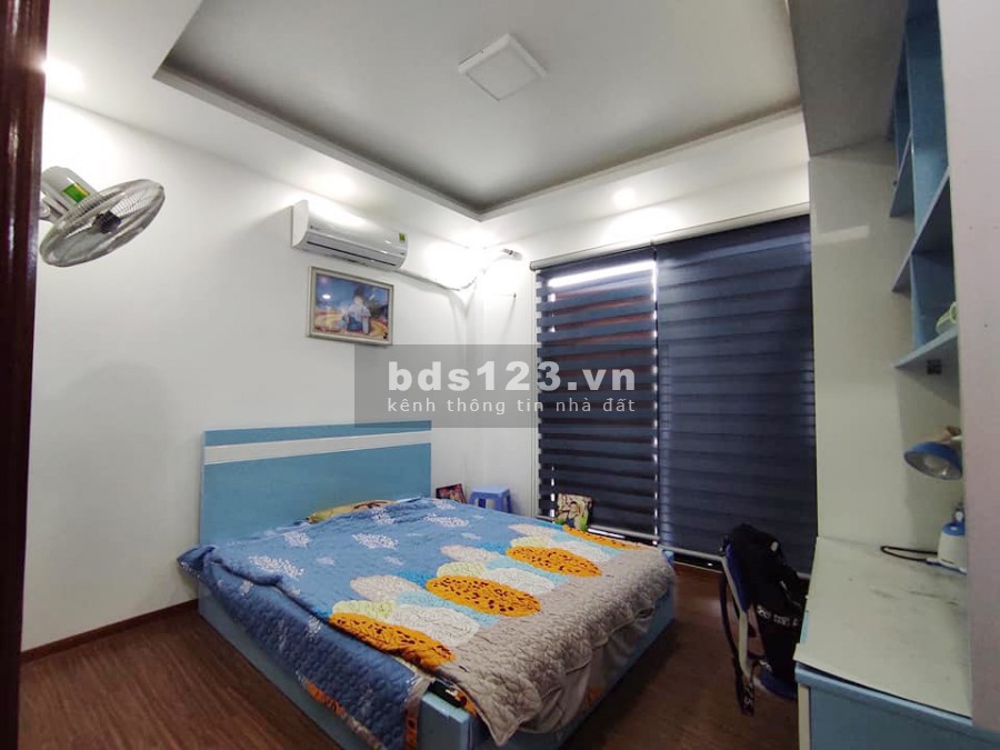 Siêu phẩm phố Thạch Bàn nhà cực đẹp tặng nội thất sang, đt 40m2, 5 tầng, giá 3 tỷ hơn