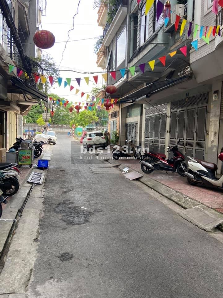 Bán nhà 5 tầng Phạm Văn Đồng 3.25 tỷ, gần ĐH Quốc Gia HN, ngõ rộng, view đẹp