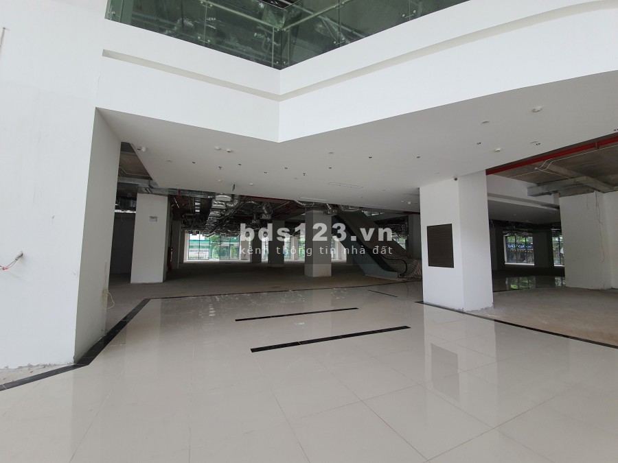 Chính chủ cho thuê MBKD chân đế chung cư Stellar Garden 35 Lê Văn Thiêm, Thanh Xuân