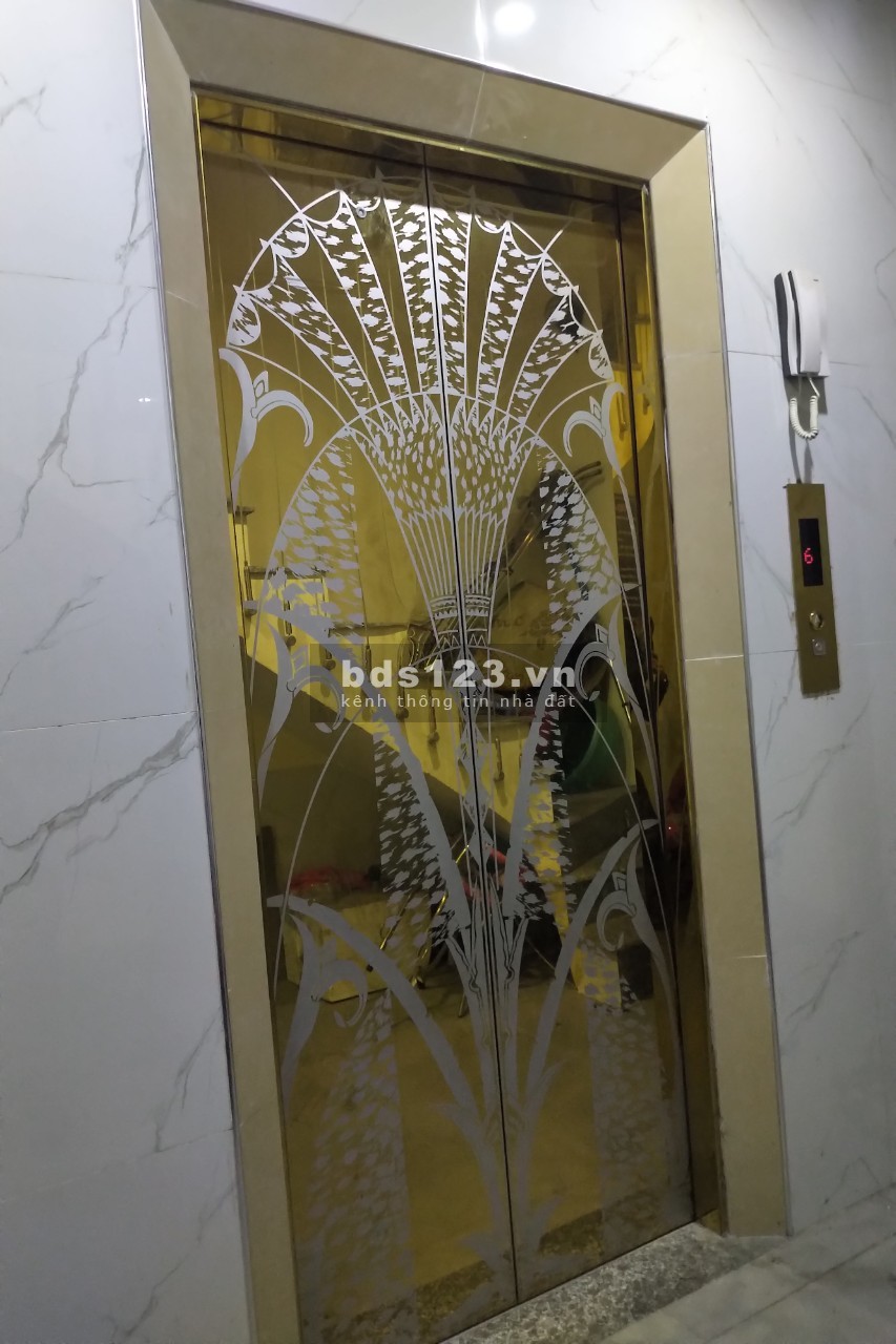Chủ cần tiền bán gấp chung cư mini Thanh Xuân, lô góc, ô tô, thang máy 6 tầng, dt 57m2, giá 6.3 tỷ