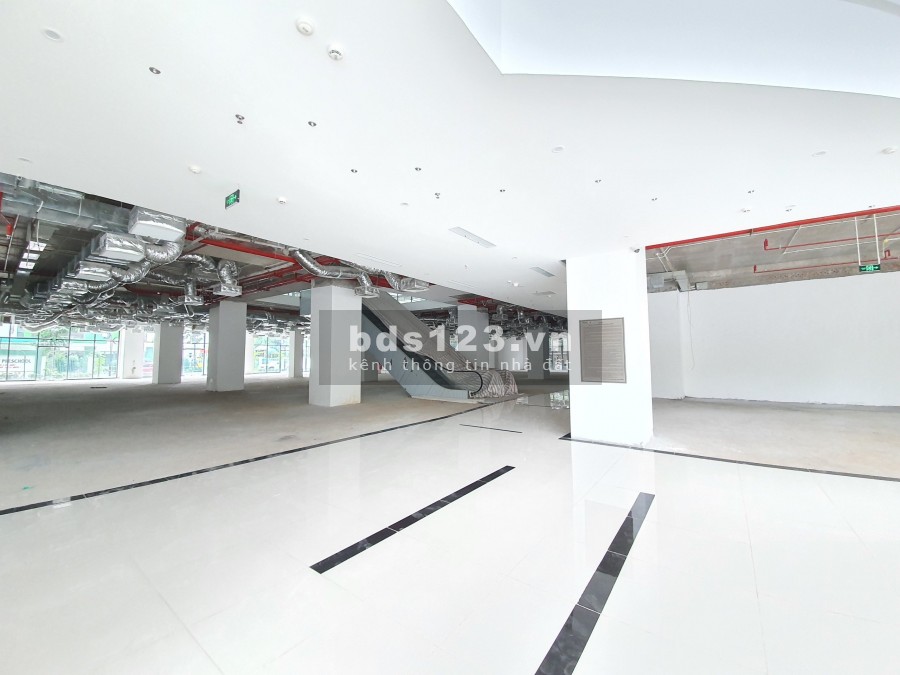 Chính chủ cho thuê MBKD chân đế chung cư Stellar Garden 35 Lê Văn Thiêm, Thanh Xuân
