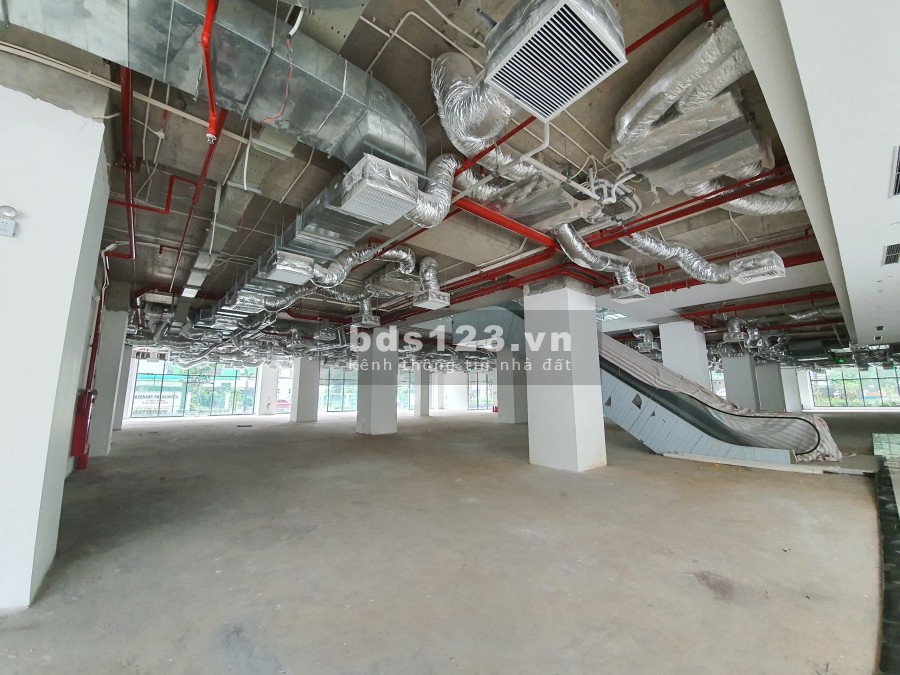 Chính chủ cho thuê MBKD chân đế chung cư Stellar Garden 35 Lê Văn Thiêm, Thanh Xuân