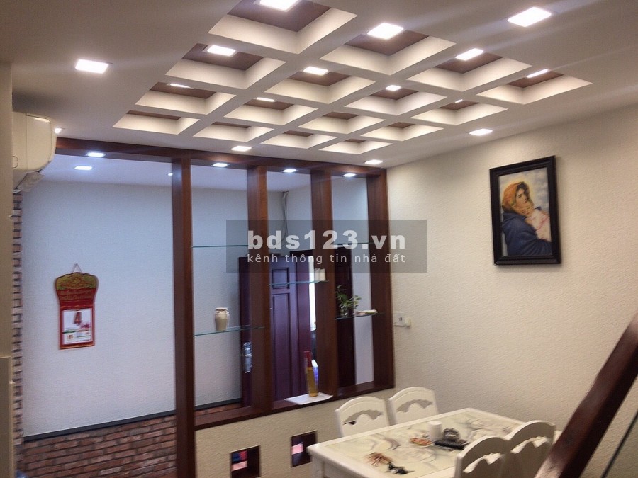 Bán nhà Nơ Trang Long ô tô kinh doanh đỉnh, diện tích 35m2 5 tầng chỉ 5.4 Tỷ 0379808681