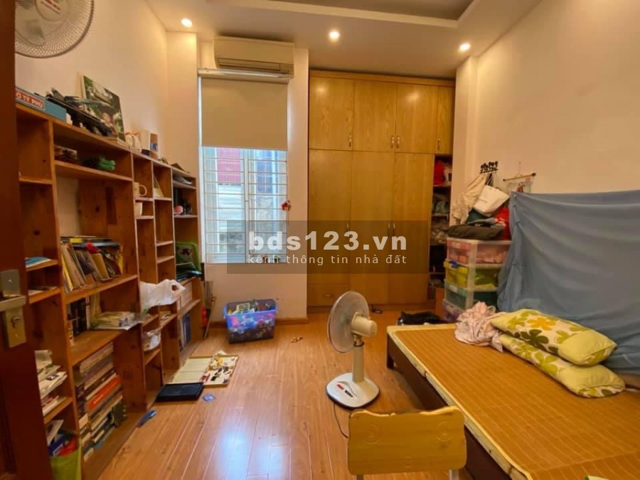 Võng Thị-Tây Hồ 53m x 4T, vài bước ra hồ Tây, 2 thoáng vĩnh viễn