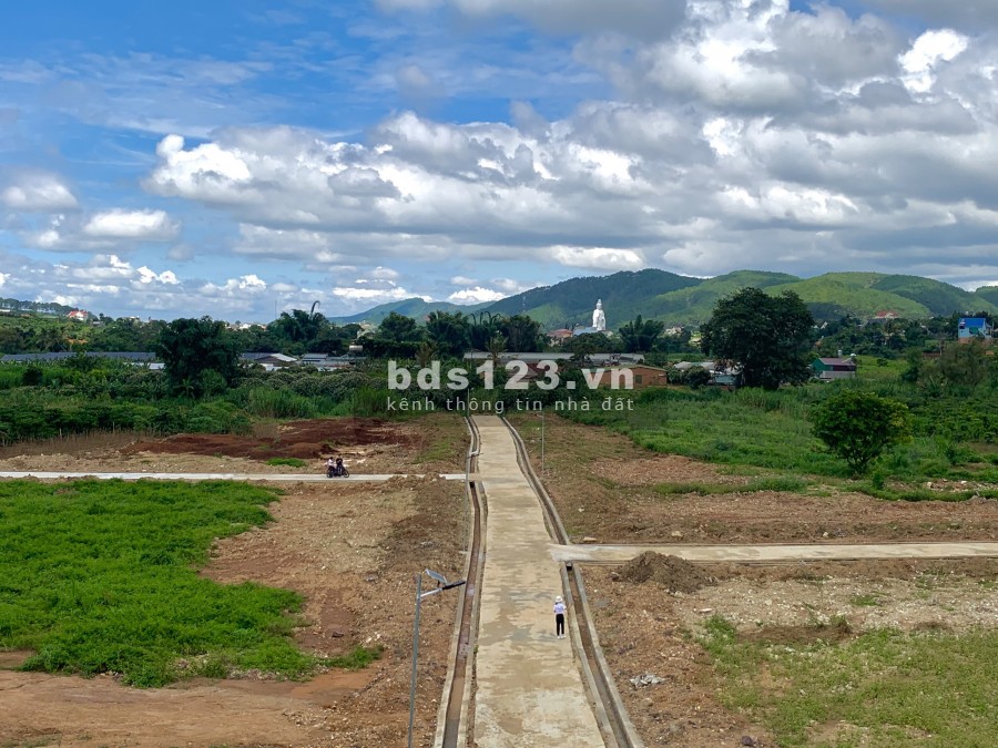 Đất nền trung tâm Đông Thanh trung tâm Nam Ban, vị trí đắc địa, lh 0919125862