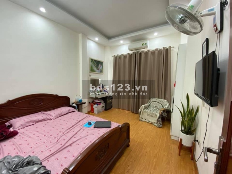 Võng Thị-Tây Hồ 53m x 4T, vài bước ra hồ Tây, 2 thoáng vĩnh viễn