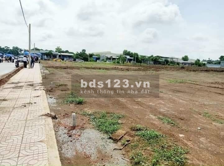 Chính chủ kẹt tiền cần bán gấp, đường nhà nước 13m, xây dựng tự do và kinh doanh ngay