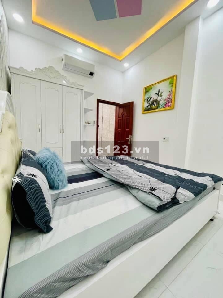 Bán nhà mới đẹp 3 tầng khang trang, dt 105m2 Đường Hòa Hưng, Quận 10, chỉ 5 tỷ 5
