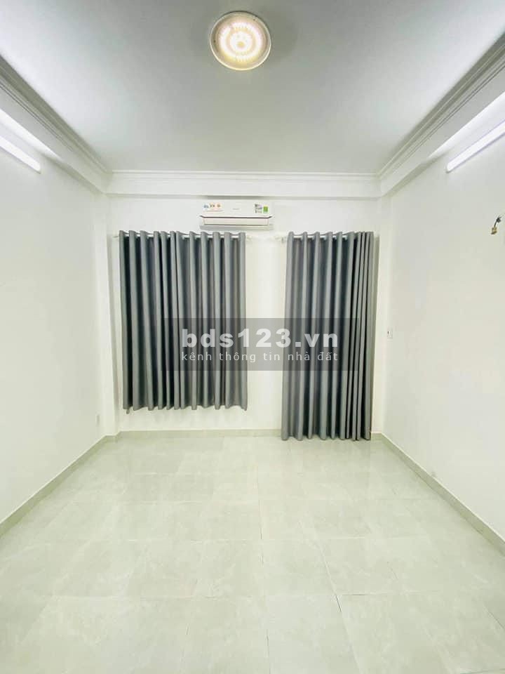 Nhà giá rẻ dt 120m2 hẻm xe hơi 4 tầng Đường Lý Thường Kiệt Tân Bình, giá chỉ với 4.1Tỷ