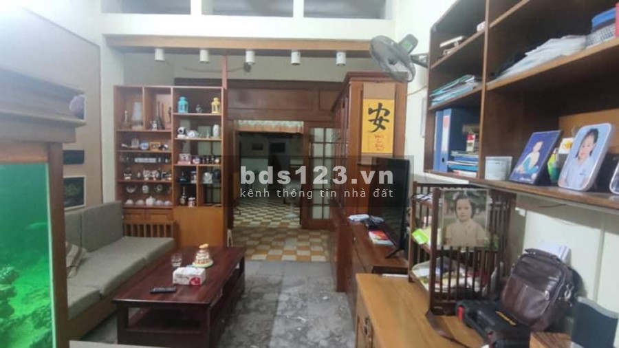 Bán nhà phố Lý Nam Đề, diện tích sử dụng 100m2, giá 8.8 tỷ, lh 0922346363