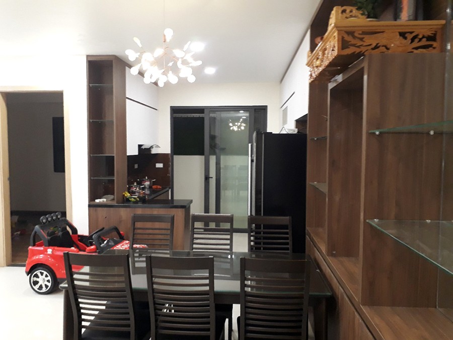 Bán gấp nhà HxH Lý Thái Tổ Phường 1 Quận 3 42m2 chỉ nhỉnh 6 tỷ.