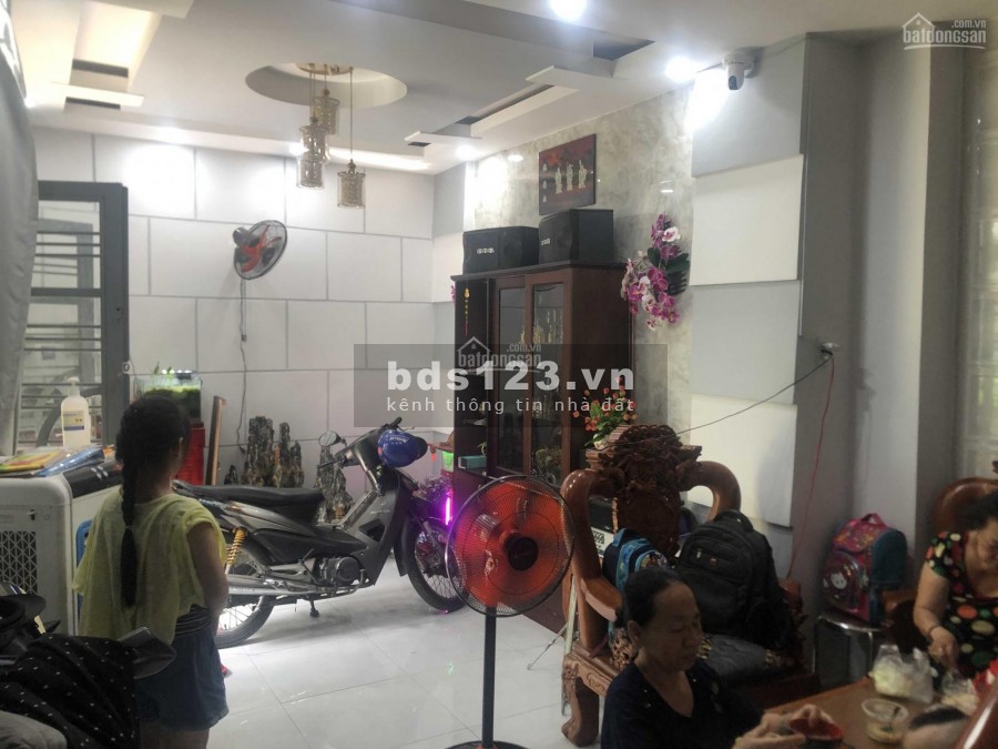 Nhà bán dt 43m2, 1 lầu, giá bán 4,8 tỷ đường Trần Văn Quang, phường 10, Q.Tân Bình